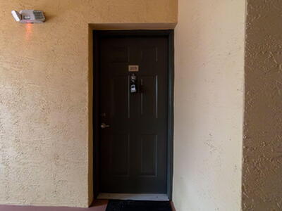 6386 Emerald Dunes Drive, West Palm Beach, FL 33411