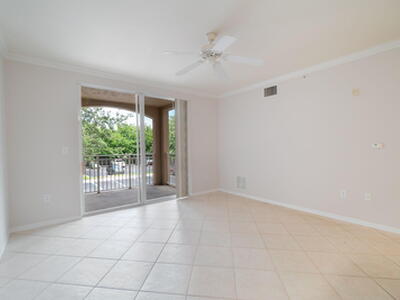 6386 Emerald Dunes Drive, West Palm Beach, FL 33411