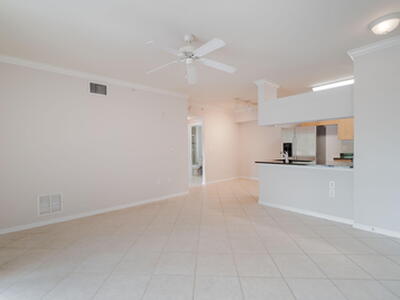 6386 Emerald Dunes Drive, West Palm Beach, FL 33411