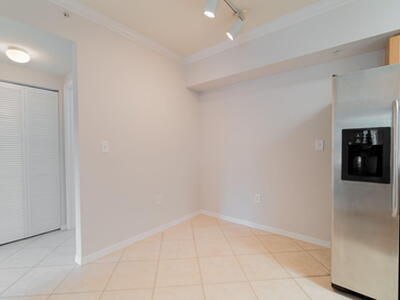 6386 Emerald Dunes Drive, West Palm Beach, FL 33411