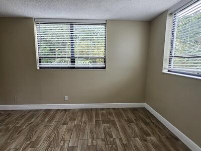 1850 N Congress Avenue, West Palm Beach, FL 33401