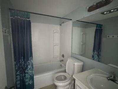 178 Cambridge H, West Palm Beach, FL 33417