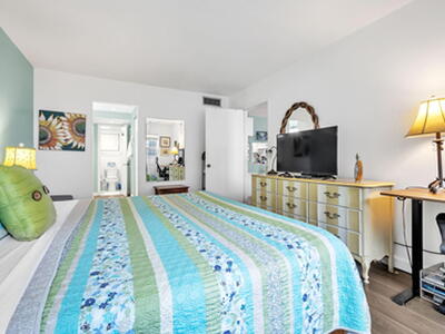 1770 S Ocean Boulevard, Lauderdale By The Sea, FL 33062