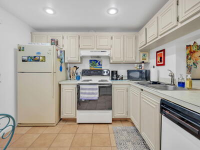 1770 S Ocean Boulevard, Lauderdale By The Sea, FL 33062