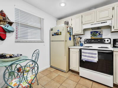 1770 S Ocean Boulevard, Lauderdale By The Sea, FL 33062