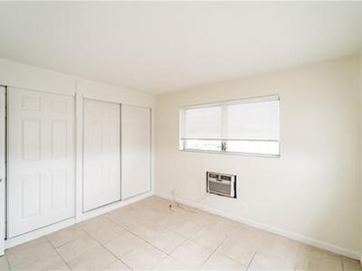 1251 W River Drive, Margate, FL 33063