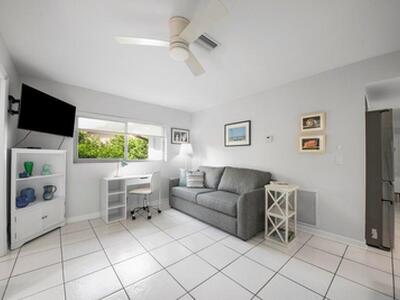 6372 Sleepy Willow Way, Delray Beach, FL 33484