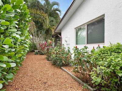 6372 Sleepy Willow Way, Delray Beach, FL 33484
