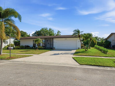 6372 Sleepy Willow Way, Delray Beach, FL 33484