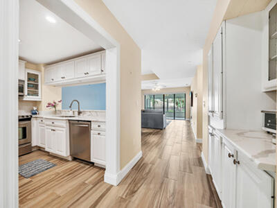 827 Oak Harbour Drive, Juno Beach, FL 33408