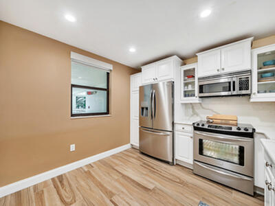 827 Oak Harbour Drive, Juno Beach, FL 33408