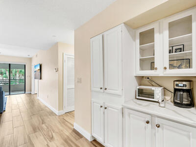 827 Oak Harbour Drive, Juno Beach, FL 33408