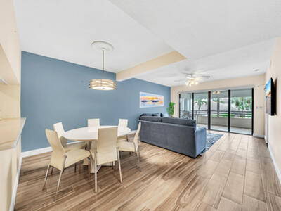 827 Oak Harbour Drive, Juno Beach, FL 33408