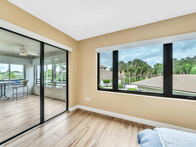 827 Oak Harbour Drive, Juno Beach, FL 33408