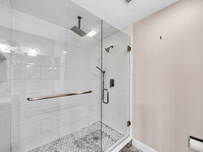 827 Oak Harbour Drive, Juno Beach, FL 33408