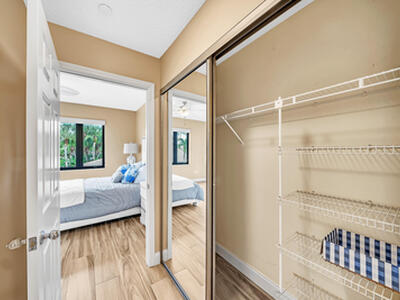 827 Oak Harbour Drive, Juno Beach, FL 33408