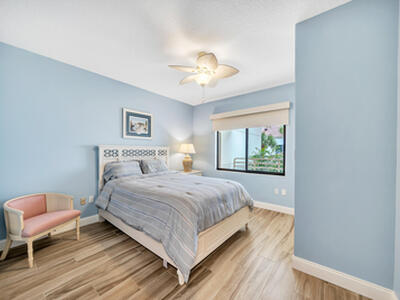 827 Oak Harbour Drive, Juno Beach, FL 33408