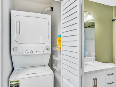 827 Oak Harbour Drive, Juno Beach, FL 33408