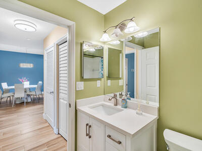 827 Oak Harbour Drive, Juno Beach, FL 33408