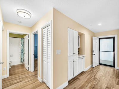 827 Oak Harbour Drive, Juno Beach, FL 33408