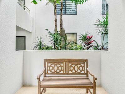 827 Oak Harbour Drive, Juno Beach, FL 33408