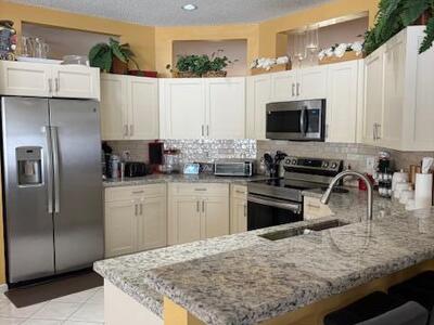 7228 Chesapeake Circle, Boynton Beach, FL 33436