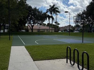 7228 Chesapeake Circle, Boynton Beach, FL 33436