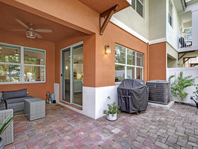 100 NW 69th Circle, Boca Raton, FL 33487