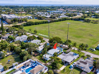 325 De Carie Street, Delray Beach, FL 33444