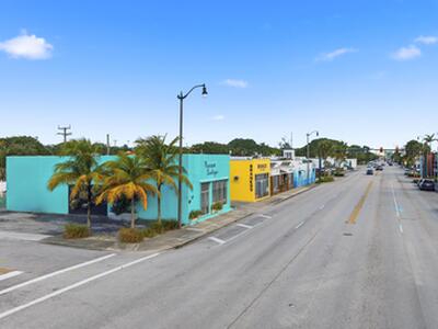 5023 S Dixie Highway, West Palm Beach, FL 33405