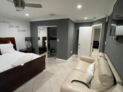 584 Vossler Avenue, West Palm Beach, FL 33413