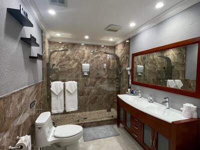 584 Vossler Avenue, West Palm Beach, FL 33413