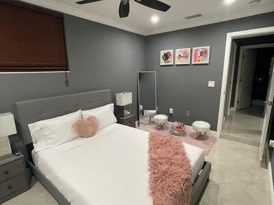 584 Vossler Avenue, West Palm Beach, FL 33413