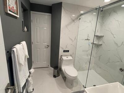 584 Vossler Avenue, West Palm Beach, FL 33413