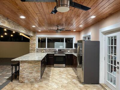 584 Vossler Avenue, West Palm Beach, FL 33413