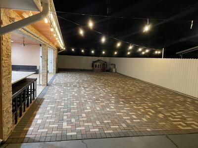 584 Vossler Avenue, West Palm Beach, FL 33413