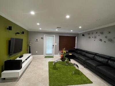 584 Vossler Avenue, West Palm Beach, FL 33413