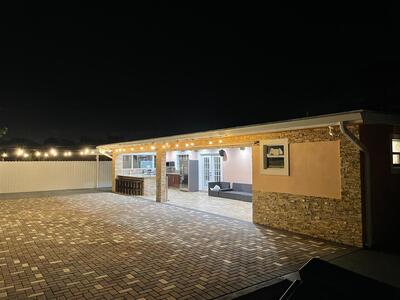 584 Vossler Avenue, West Palm Beach, FL 33413