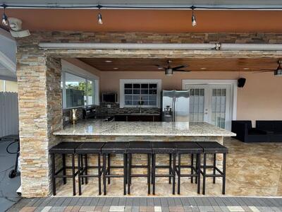 584 Vossler Avenue, West Palm Beach, FL 33413