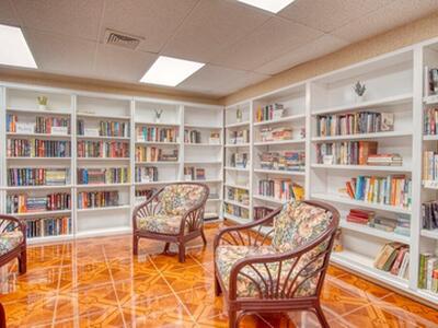 223 Lake Frances Drive, West Palm Beach, FL 33411