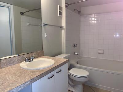 4799 Via Palm Lakes, West Palm Beach, FL 33417