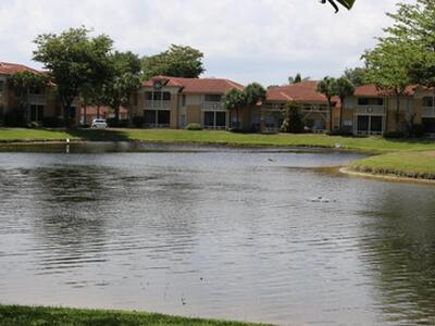 4799 Via Palm Lakes, West Palm Beach, FL 33417