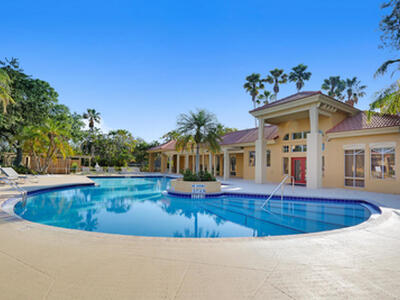 4799 Via Palm Lakes, West Palm Beach, FL 33417