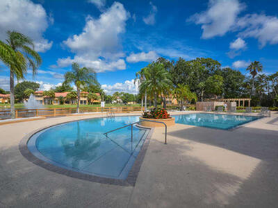 4799 Via Palm Lakes, West Palm Beach, FL 33417