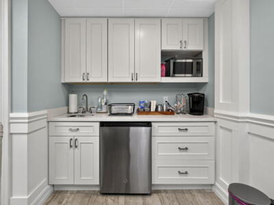 685 Royal Palm Beach Boulevard, Royal Palm Beach, FL 33411