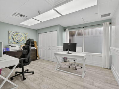 685 Royal Palm Beach Boulevard, Royal Palm Beach, FL 33411