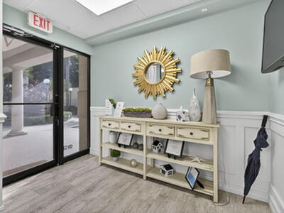 685 Royal Palm Beach Boulevard, Royal Palm Beach, FL 33411