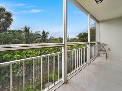 6181 Balboa Circle, Boca Raton, FL 33433