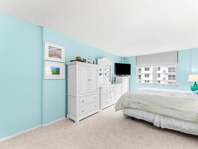 3215 S Ocean Boulevard, Highland Beach, FL 33487