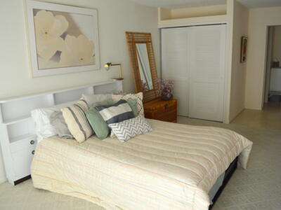 3605 S Ocean Boulevard, South Palm Beach, FL 33480